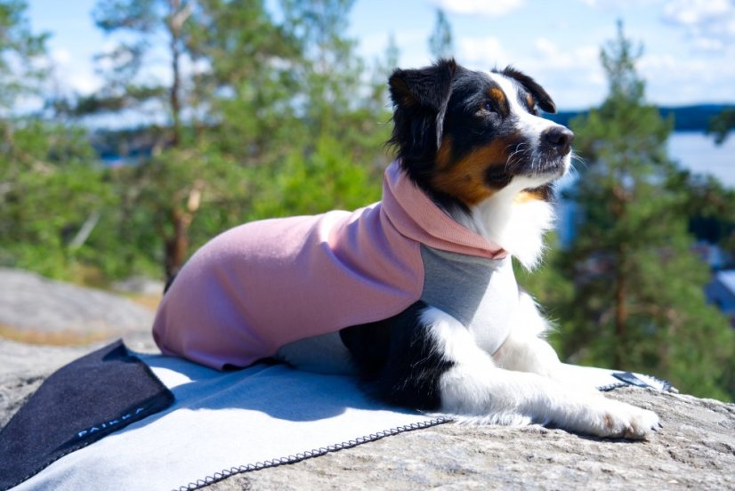 ZIMNÍ REGENERAČNÍ OBLEČEK RŮŽOVÝ - Velikost: 30